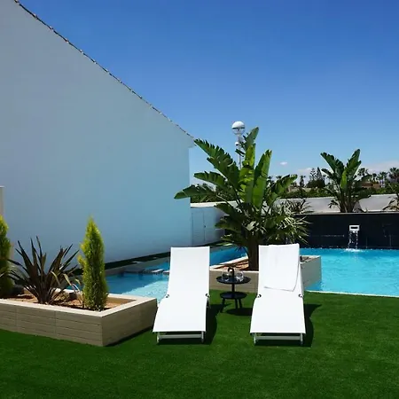 La Laguna Ii Luxury *