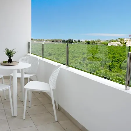 La Laguna Ii Luxury